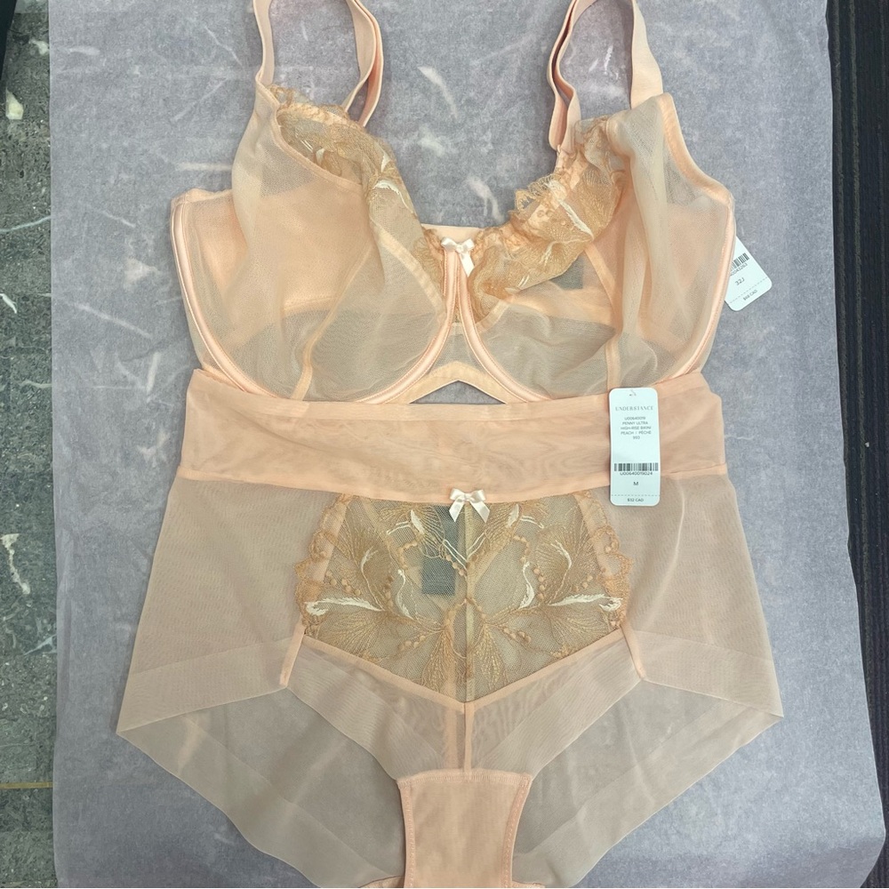 NWT - Understance Penny Lingerie Set in Peach - 32J and M